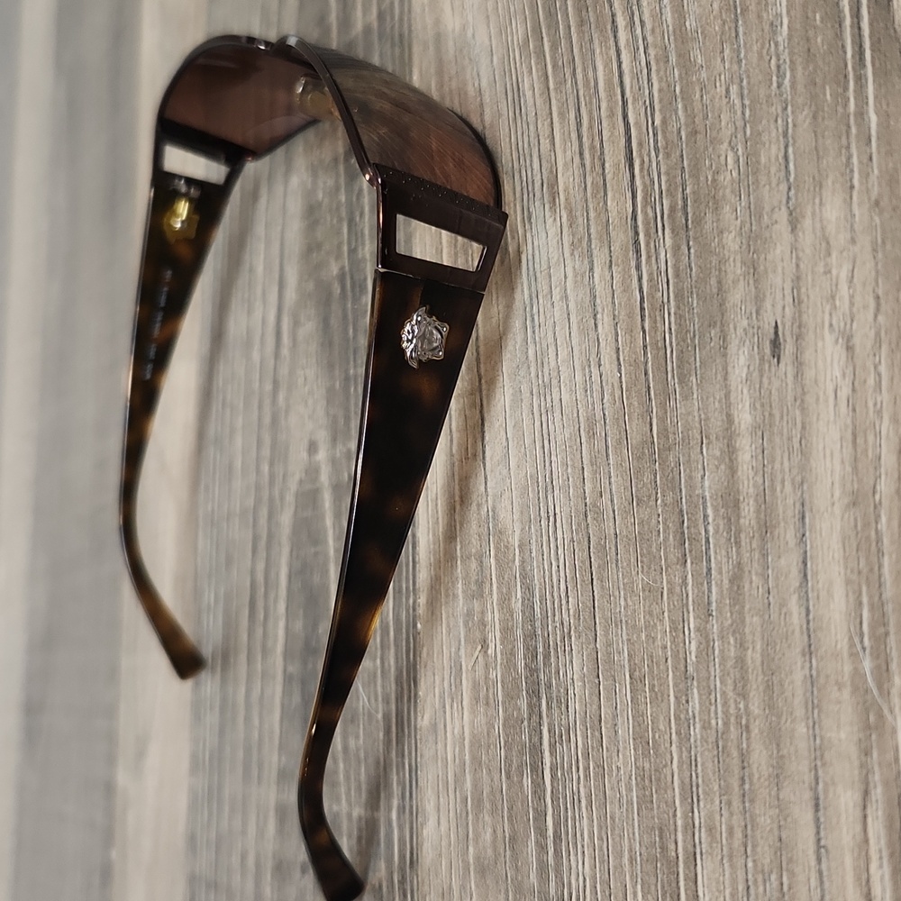 Versace Vintage Brown Tortoiseshell Mirror Rectangular Sunglasses‎ - Picture 4 of 15